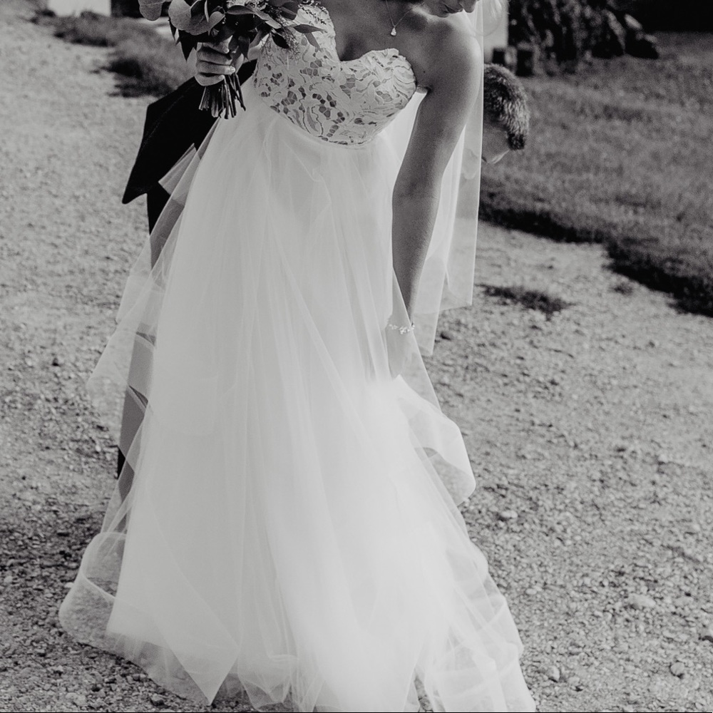 Hayley Paige Wedding Dress